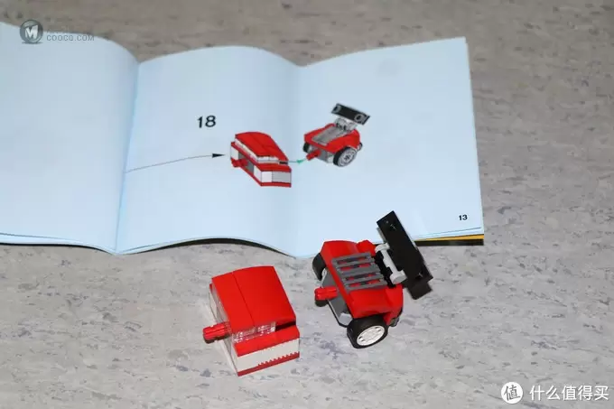 小set一样有乐趣—LEGO 乐高 百变三合一系列 31055 红色小跑车 开箱 小set一样有乐趣—LEGO 乐高 百变三合一系列 31055 红色小跑车 开箱