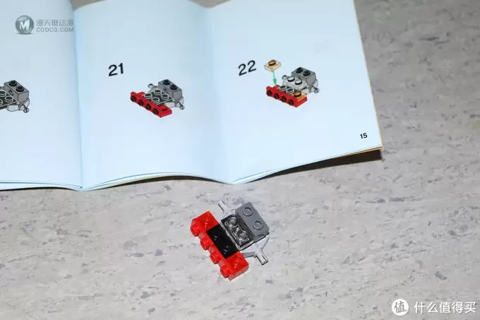 小set一样有乐趣—LEGO 乐高 百变三合一系列 31055 红色小跑车 开箱 小set一样有乐趣—LEGO 乐高 百变三合一系列 31055 红色小跑车 开箱