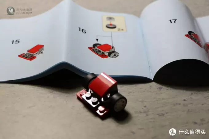 小set一样有乐趣—LEGO 乐高 百变三合一系列 31055 红色小跑车 开箱 小set一样有乐趣—LEGO 乐高 百变三合一系列 31055 红色小跑车 开箱