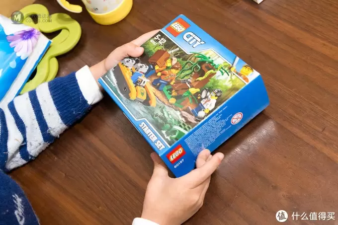 LEGO 乐高 CITY-60157丛林入门套装 开箱 LEGO 乐高 CITY-60157丛林入门套装 开箱