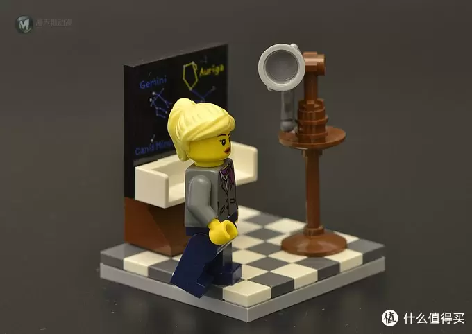 LEGO 乐高 21110 研究室 & 21312 女强人 开箱晒单 LEGO 乐高 21110 研究室 & 21312 女强人 开箱晒单