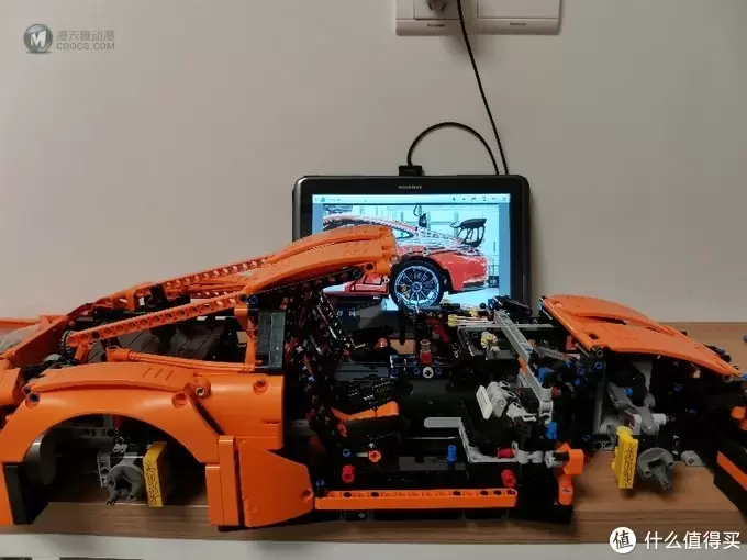 乐高科技旗舰保时捷GT3 RS 乐高科技旗舰保时捷GT3 RS