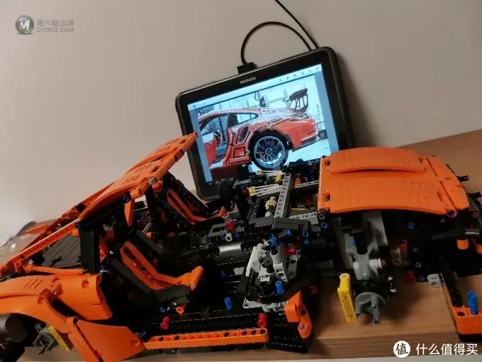 乐高科技旗舰保时捷GT3 RS 乐高科技旗舰保时捷GT3 RS