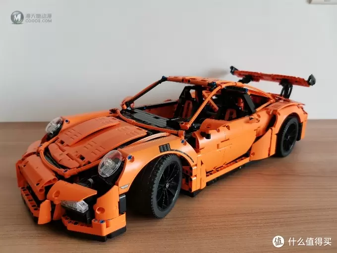 乐高科技旗舰保时捷GT3 RS 乐高科技旗舰保时捷GT3 RS
