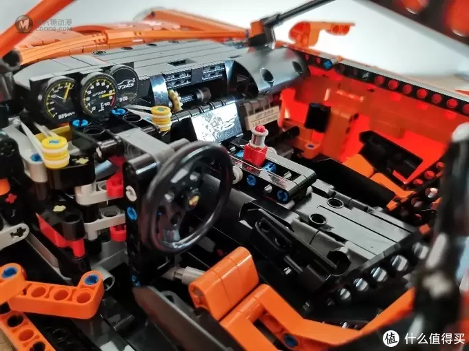 乐高科技旗舰保时捷GT3 RS 乐高科技旗舰保时捷GT3 RS