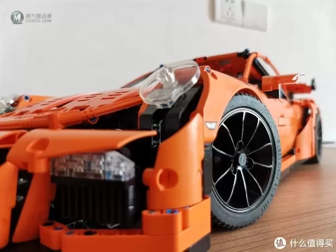 乐高科技旗舰保时捷GT3 RS 乐高科技旗舰保时捷GT3 RS