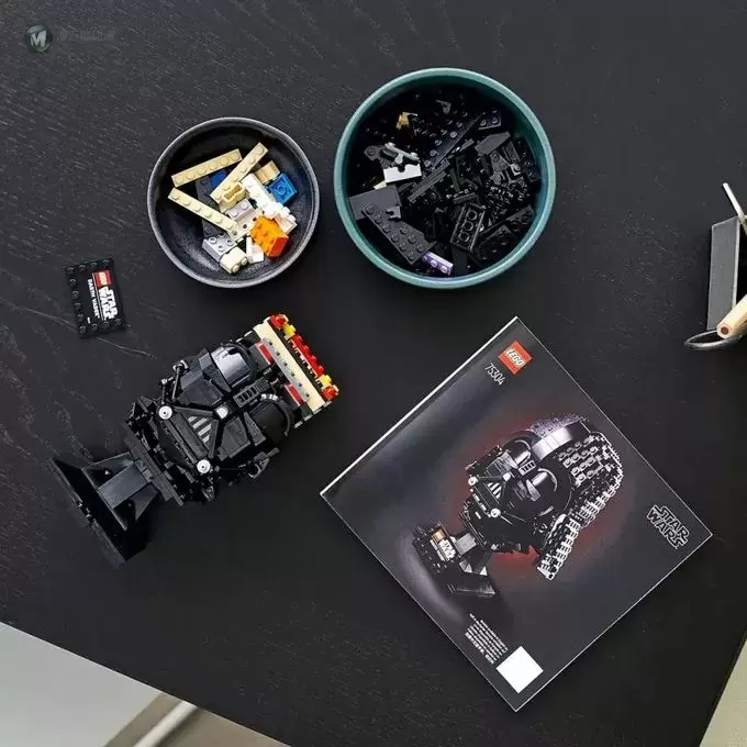 乐高三款星球大战新品意外发布,达斯维达头盔正式曝光! 乐高三款星球大战新品意外发布,达斯维达头盔正式曝光!