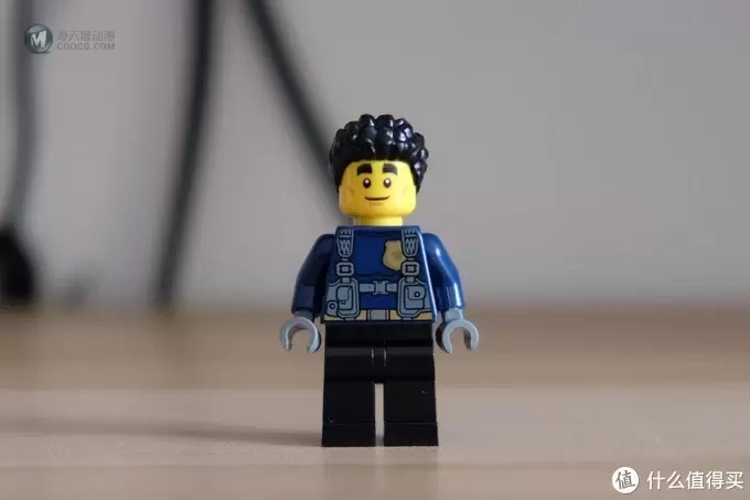 乐高手记 篇六十一:杜克的首秀——LEGO 乐高 城市系列 60242 警察公路大追捕 乐高手记 篇六十一:杜克的首秀——LEGO 乐高 城市系列 60242 警察公路大追捕