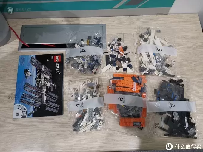 老杨的玩具仓库 篇五十七:LEGO IDEAS系列 21321国际空间站 拼装简单评测 老杨的玩具仓库 篇五十七:LEGO IDEAS系列 21321国际空间站 拼装简单评测