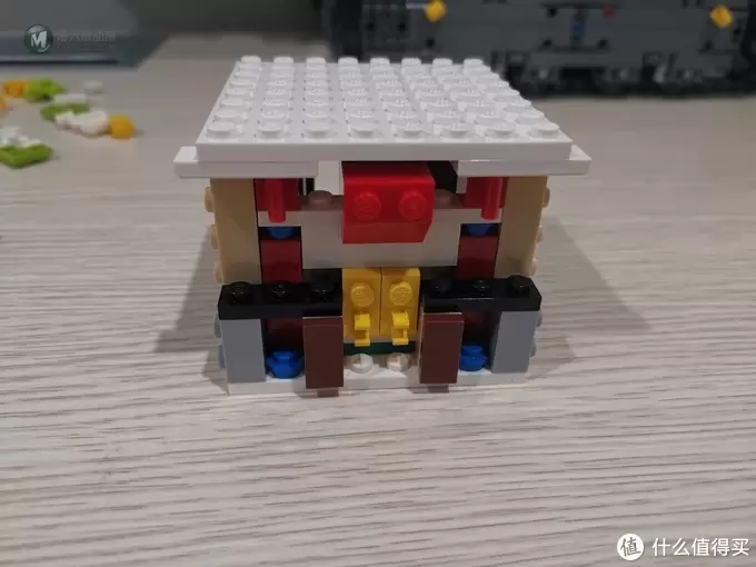 老杨的玩具仓库 篇五十一:LEGO 星战头盔系列40周年 75276 冲锋兵头盔 评测 老杨的玩具仓库 篇五十一:LEGO 星战头盔系列40周年 75276 冲锋兵头盔 评测
