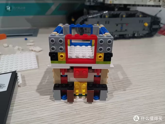 老杨的玩具仓库 篇五十一:LEGO 星战头盔系列40周年 75276 冲锋兵头盔 评测 老杨的玩具仓库 篇五十一:LEGO 星战头盔系列40周年 75276 冲锋兵头盔 评测