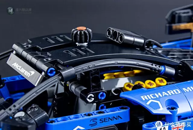 LEGO 42123 麦拉伦Senna GTR 狂野的赛道怪物现身! LEGO 42123 麦拉伦Senna GTR 狂野的赛道怪物现身!