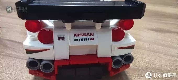新版本SPEED八格小车 乐高 76896 日产GTR NISMO晒单 新版本SPEED八格小车 乐高 76896 日产GTR NISMO晒单