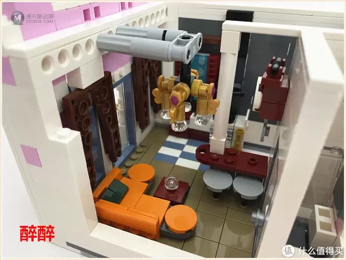 MOC 篇二十一:Brick Ative - Watchmaker's House(钟表店)醉测评#乐高# MOC 篇二十一:Brick Ative - Watchmaker's House(钟表店)醉测评#乐高#