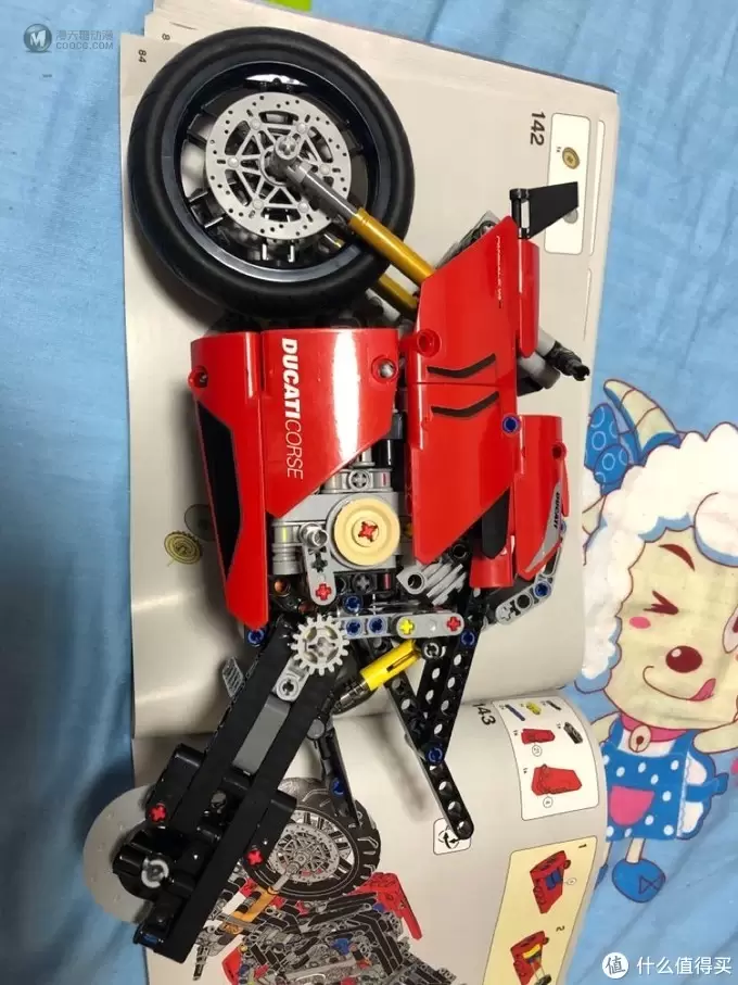 玩转城市 篇一:618唯一剁手物品:乐高6月新品42107杜卡迪摩托车。 玩转城市 篇一:618唯一剁手物品:乐高6月新品42107杜卡迪摩托车。