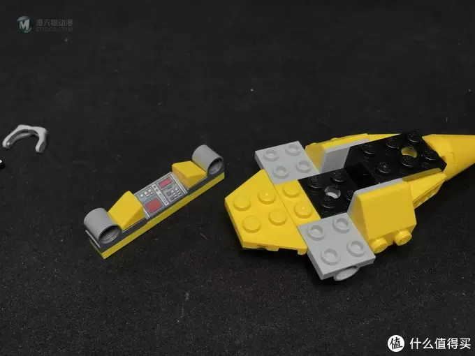 LEGO拼拼乐 篇三百零七:乐高 LEGO 星球大战迷你战队系列 75223 纳布星际战机 LEGO拼拼乐 篇三百零七:乐高 LEGO 星球大战迷你战队系列 75223 纳布星际战机