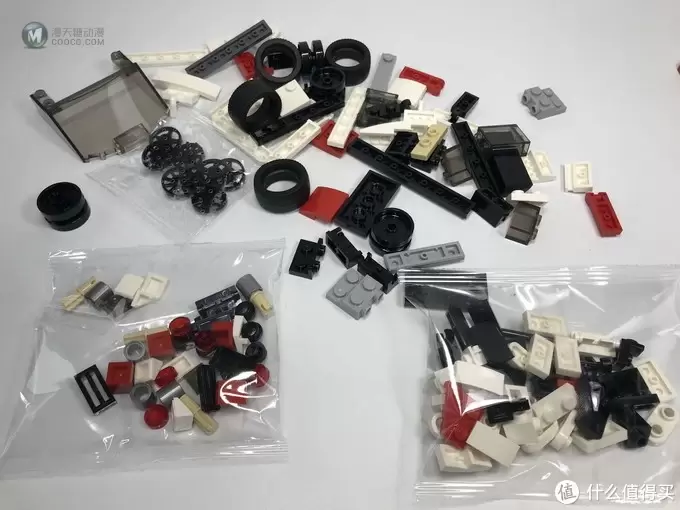 LEGO拼拼乐 篇三百零九:乐高 超级赛车 76896 日产 GT-R NISMO赛车 LEGO拼拼乐 篇三百零九:乐高 超级赛车 76896 日产 GT-R NISMO赛车