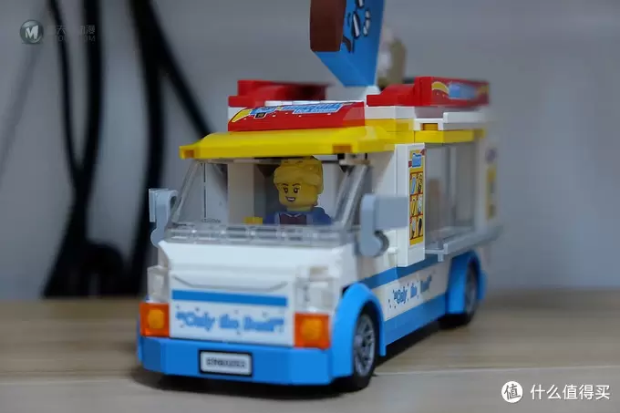 乐高手记 篇四十八:餐车会出下去么?——LEGO 乐高 城市系列 60253 冰淇淋车 乐高手记 篇四十八:餐车会出下去么?——LEGO 乐高 城市系列 60253 冰淇淋车