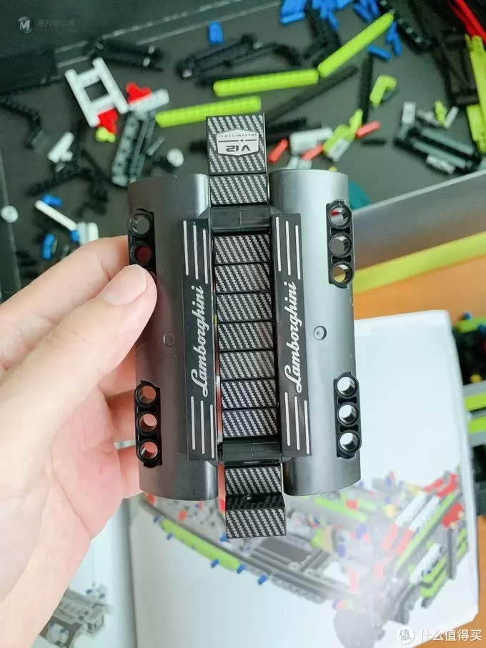 16个小时拼完乐高兰博基尼,乐高超旗舰42115值不值得入? 16个小时拼完乐高兰博基尼,乐高超旗舰42115值不值得入?