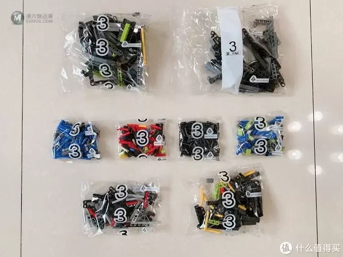16个小时拼完乐高兰博基尼,乐高超旗舰42115值不值得入? 16个小时拼完乐高兰博基尼,乐高超旗舰42115值不值得入?