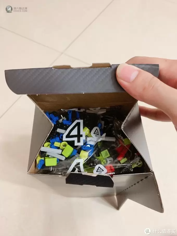 16个小时拼完乐高兰博基尼,乐高超旗舰42115值不值得入? 16个小时拼完乐高兰博基尼,乐高超旗舰42115值不值得入?
