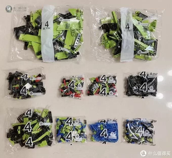 16个小时拼完乐高兰博基尼,乐高超旗舰42115值不值得入? 16个小时拼完乐高兰博基尼,乐高超旗舰42115值不值得入?