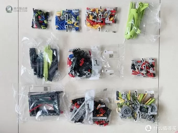 16个小时拼完乐高兰博基尼,乐高超旗舰42115值不值得入? 16个小时拼完乐高兰博基尼,乐高超旗舰42115值不值得入?