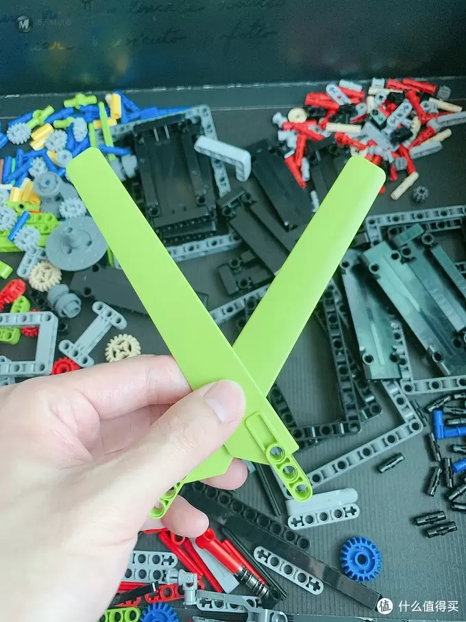 16个小时拼完乐高兰博基尼,乐高超旗舰42115值不值得入? 16个小时拼完乐高兰博基尼,乐高超旗舰42115值不值得入?