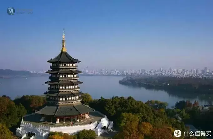 来到人间天堂!杭州乐高旗舰店开业限定纪念方头仔与雷峰塔套装 来到人间天堂!杭州乐高旗舰店开业限定纪念方头仔与雷峰塔套装