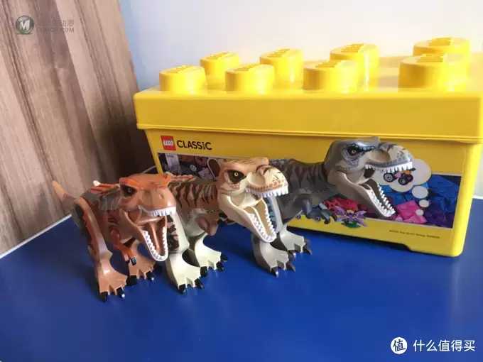 乐高恐龙之霸王龙—来自LEGO 75938霸王龙大战机甲恐龙 乐高恐龙之霸王龙—来自LEGO 75938霸王龙大战机甲恐龙