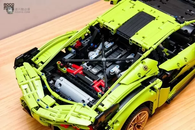 乐高机械组42115 Lamborghini Sian FKP 37实物第一眼! 乐高机械组42115 Lamborghini Sian FKP 37实物第一眼!