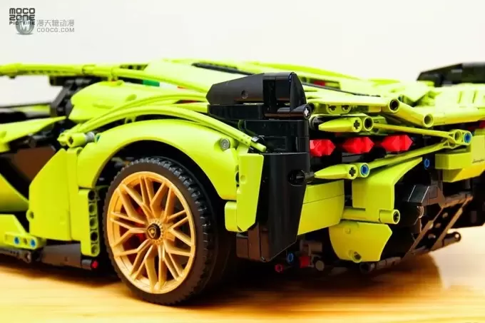 乐高机械组42115 Lamborghini Sian FKP 37实物第一眼! 乐高机械组42115 Lamborghini Sian FKP 37实物第一眼!
