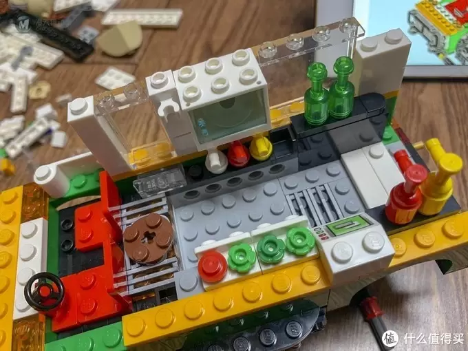 少爷的乐高系列 篇五十一:LEGO 乐高 31104巨轮汉堡车晒单 少爷的乐高系列 篇五十一:LEGO 乐高 31104巨轮汉堡车晒单
