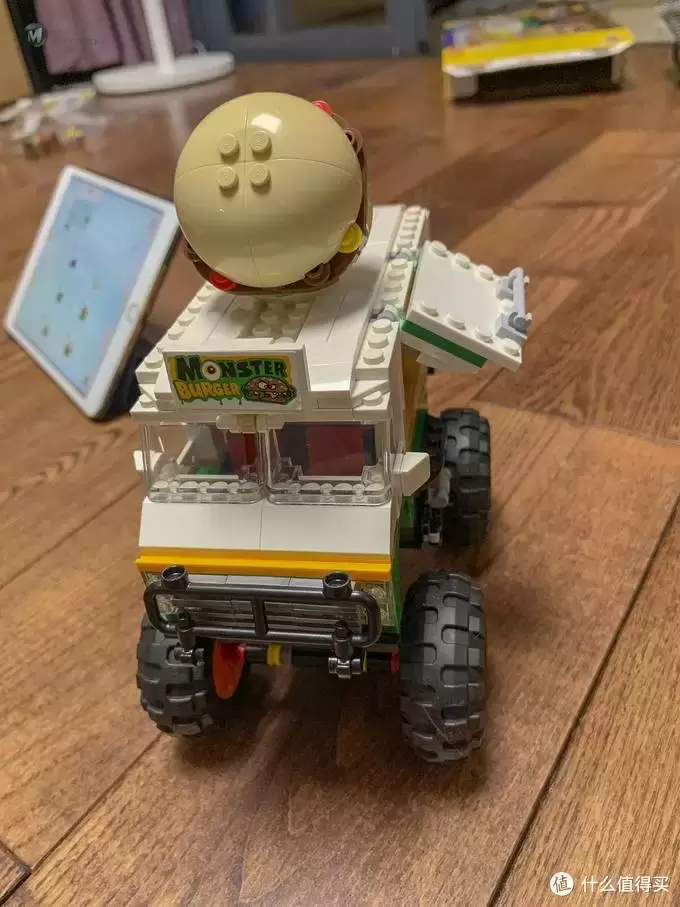 少爷的乐高系列 篇五十一:LEGO 乐高 31104巨轮汉堡车晒单 少爷的乐高系列 篇五十一:LEGO 乐高 31104巨轮汉堡车晒单