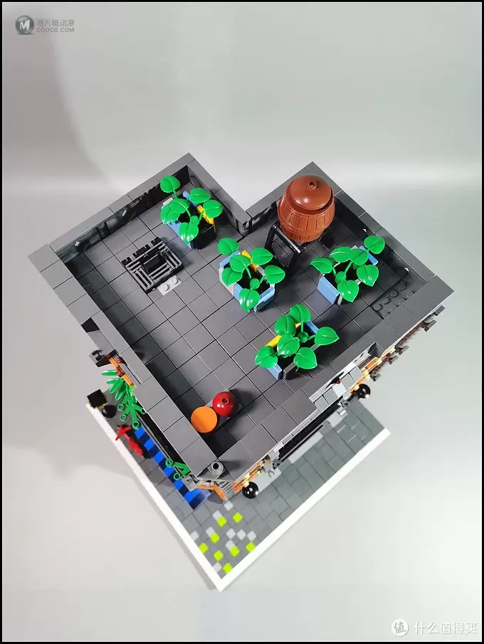 MOC 篇十六:Modular Patisserie(精品蛋糕店) MOC 篇十六:Modular Patisserie(精品蛋糕店)