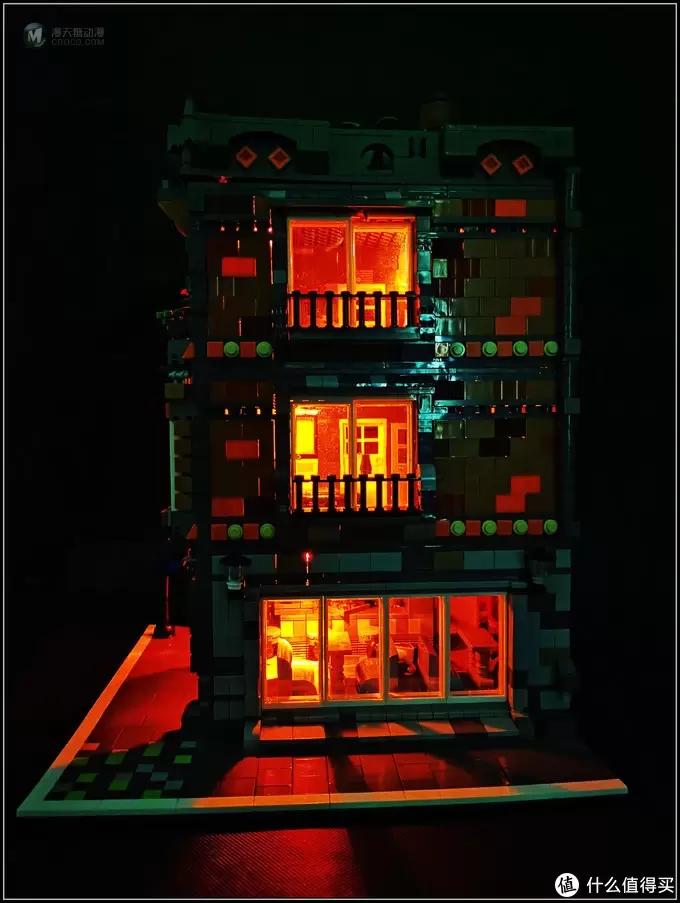 MOC 篇十六:Modular Patisserie(精品蛋糕店) MOC 篇十六:Modular Patisserie(精品蛋糕店)