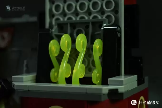 积木的世界 篇二十五:LEGO HIDDEN SIDE之 周末夜归人 积木的世界 篇二十五:LEGO HIDDEN SIDE之 周末夜归人