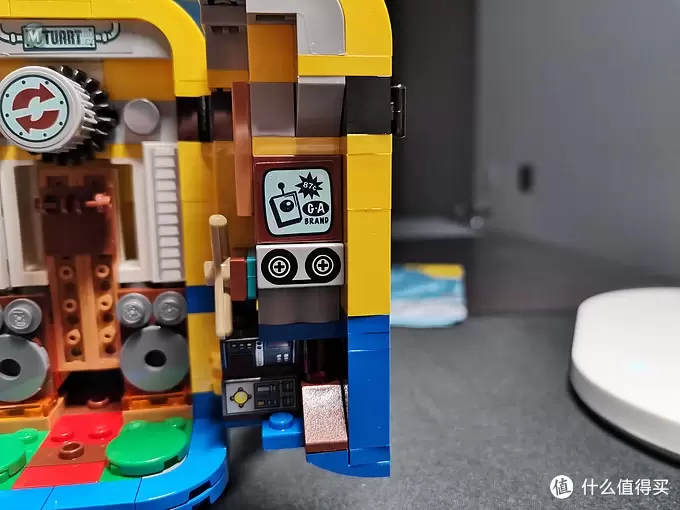 老杨的玩具仓库 篇二十:老杨的玩具仓库二十一:LEGO 小黄人秘密基地 75551 老杨的玩具仓库 篇二十:老杨的玩具仓库二十一:LEGO 小黄人秘密基地 75551