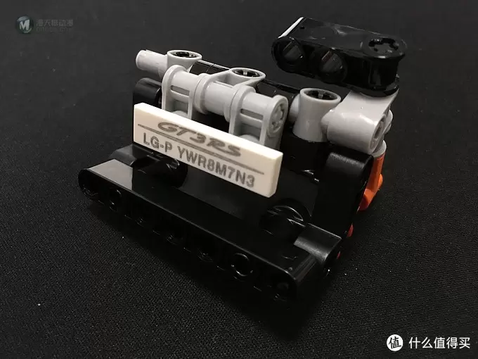 我的LEGO科技系列 篇一:买得起的保时捷 — 42056 Porsche 911 GT3 我的LEGO科技系列 篇一:买得起的保时捷 — 42056 Porsche 911 GT3
