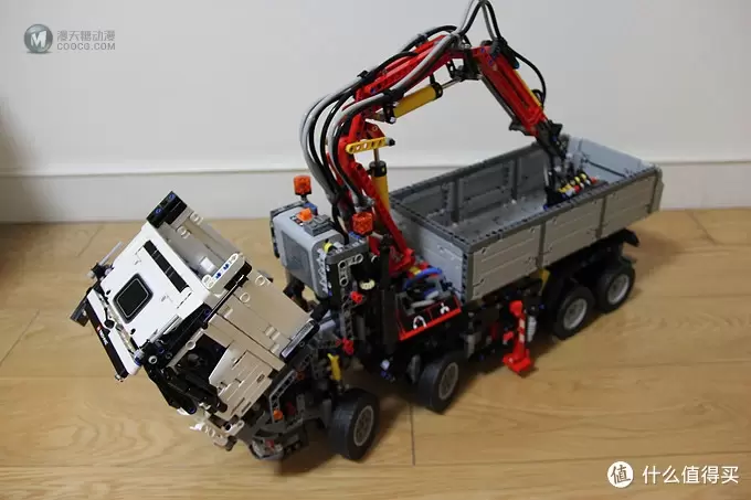 不惑大叔的legogo 篇八:心有猛虎—— LEGO 乐高 42043 奔驰大卡 不惑大叔的legogo 篇八:心有猛虎—— LEGO 乐高 42043 奔驰大卡