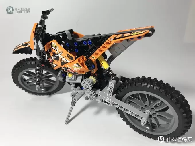 乐高还能这么拼: 复刻 LEGO 乐高科技 42007 越野摩托 乐高还能这么拼: 复刻 LEGO 乐高科技 42007 越野摩托