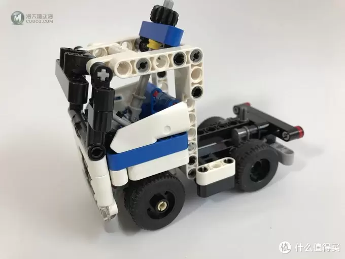 LEGO 乐高 拼拼乐 2017科技系列 42062 集装箱码头 LEGO 乐高 拼拼乐 2017科技系列 42062 集装箱码头