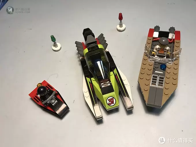 乐高这个大坑 篇十六:LEGO 城市生活 60114 F1赛艇 乐高这个大坑 篇十六:LEGO 城市生活 60114 F1赛艇