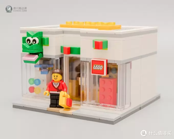 越玩越开心:乐高店与乐高办公室开业观礼各种礼品展示 越玩越开心:乐高店与乐高办公室开业观礼各种礼品展示