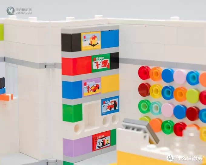 越玩越开心:乐高店与乐高办公室开业观礼各种礼品展示 越玩越开心:乐高店与乐高办公室开业观礼各种礼品展示