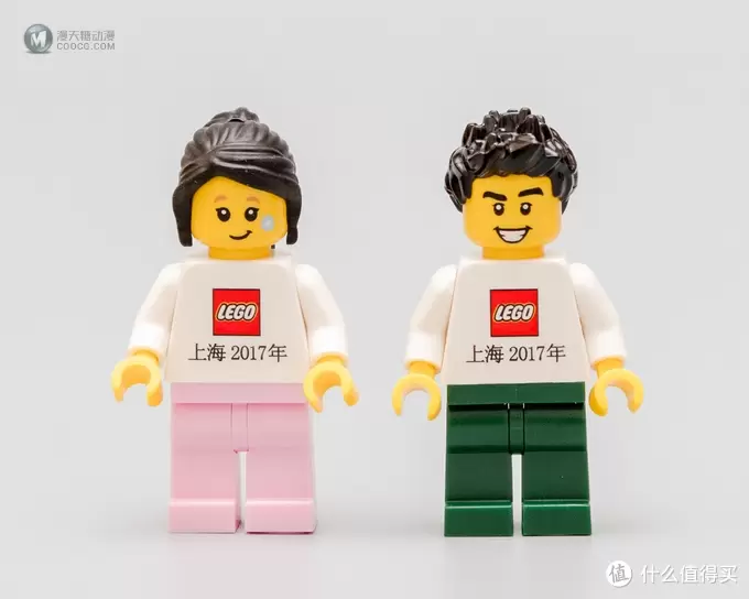 越玩越开心:乐高店与乐高办公室开业观礼各种礼品展示 越玩越开心:乐高店与乐高办公室开业观礼各种礼品展示