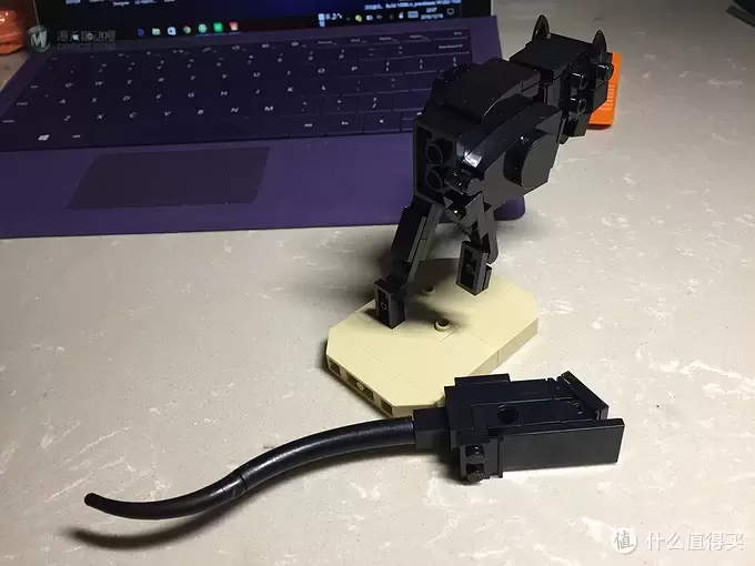 不一样的乐高 篇二:LEGO MOC 奔跑的黑豹 不一样的乐高 篇二:LEGO MOC 奔跑的黑豹