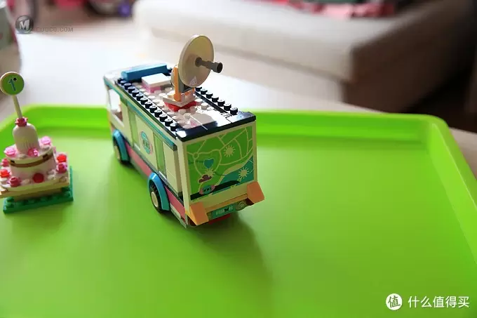 小女孩也有主播梦:LEGO乐高41056新闻采访车 小女孩也有主播梦:LEGO乐高41056新闻采访车