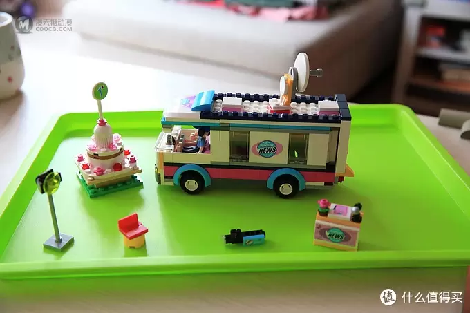小女孩也有主播梦:LEGO乐高41056新闻采访车 小女孩也有主播梦:LEGO乐高41056新闻采访车