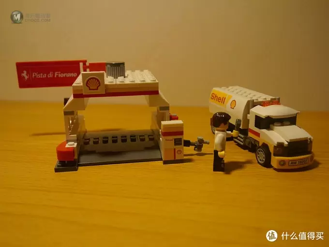 LEGO 乐高 壳牌合作限量版 法拉利车模 LEGO 乐高 壳牌合作限量版 法拉利车模